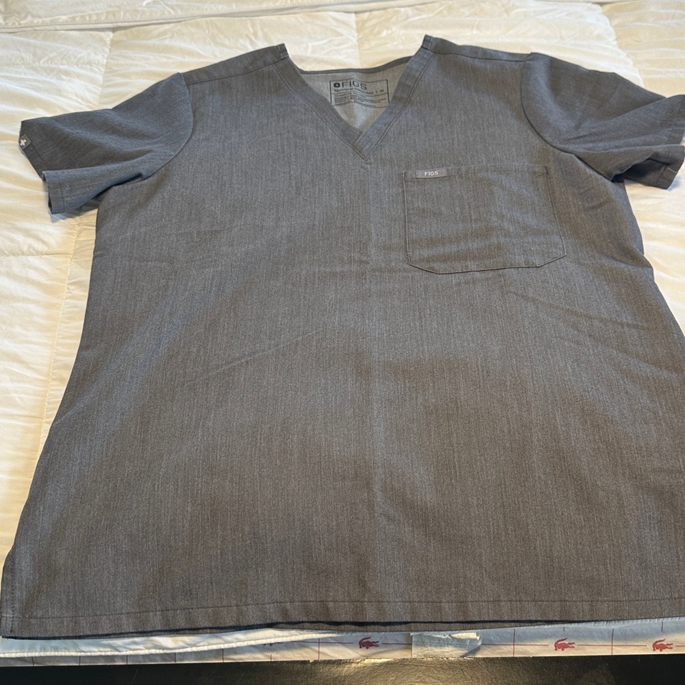Figs Graphite Scrub Top